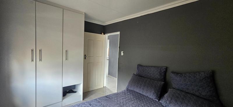 To Let 2 Bedroom Property for Rent in Lotus Gardens Gauteng