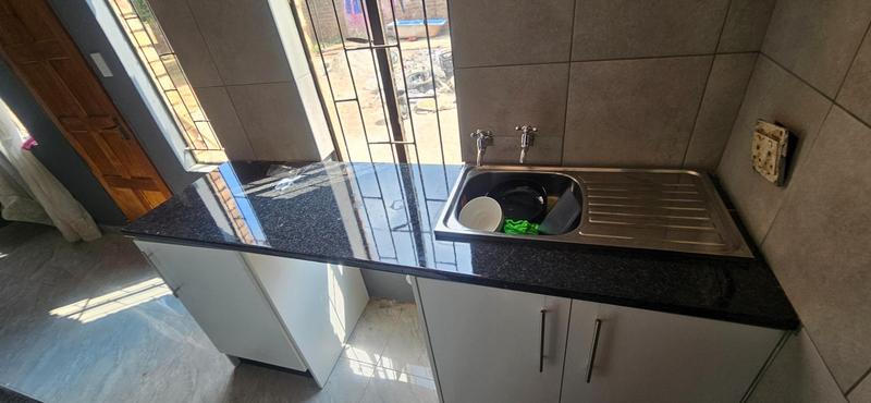 To Let 2 Bedroom Property for Rent in Lotus Gardens Gauteng