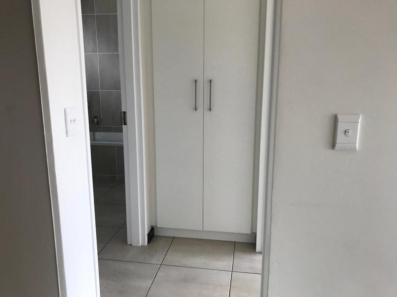 To Let 1 Bedroom Property for Rent in Barbeque Downs Gauteng
