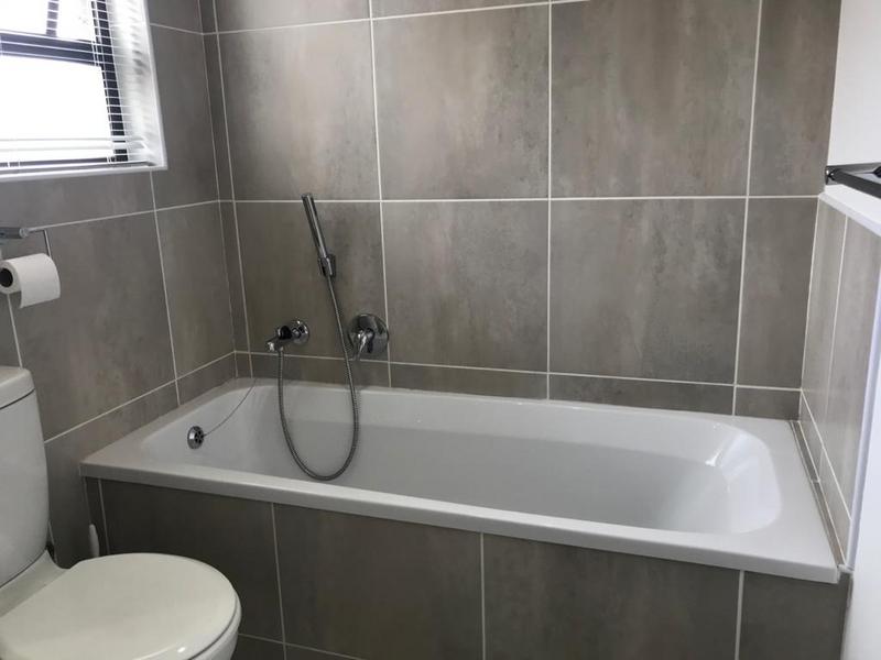 To Let 1 Bedroom Property for Rent in Barbeque Downs Gauteng