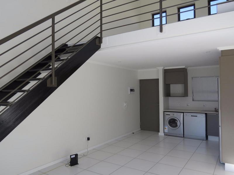 1 Bedroom Property for Sale in Craigavon Gauteng