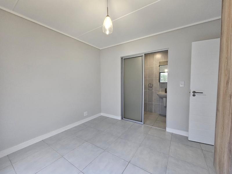 To Let 2 Bedroom Property for Rent in Mooikloof Gauteng