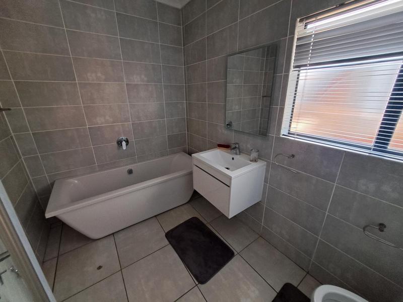 To Let 3 Bedroom Property for Rent in Blyde Riverwalk Estate Gauteng