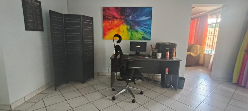 4 Bedroom Property for Sale in Kirkney Gauteng