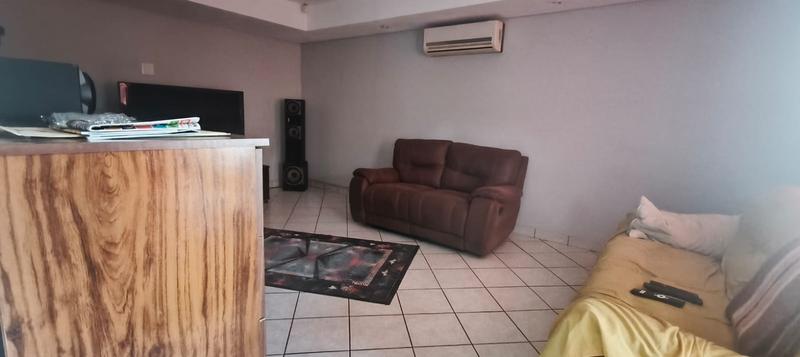 4 Bedroom Property for Sale in Kirkney Gauteng