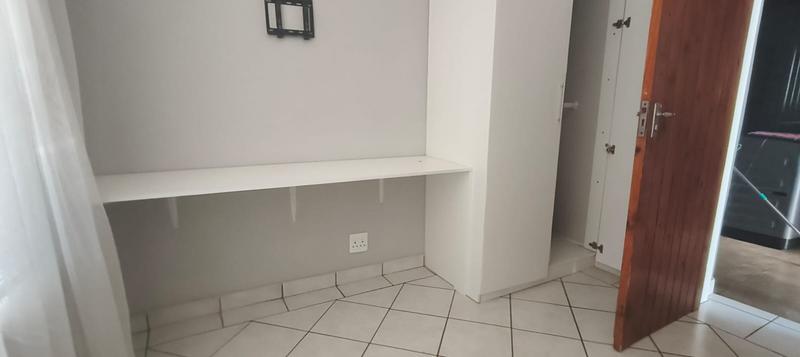 4 Bedroom Property for Sale in Kirkney Gauteng