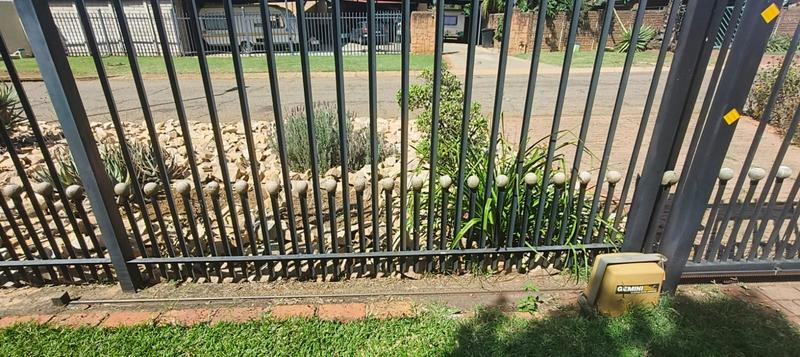 4 Bedroom Property for Sale in Kirkney Gauteng