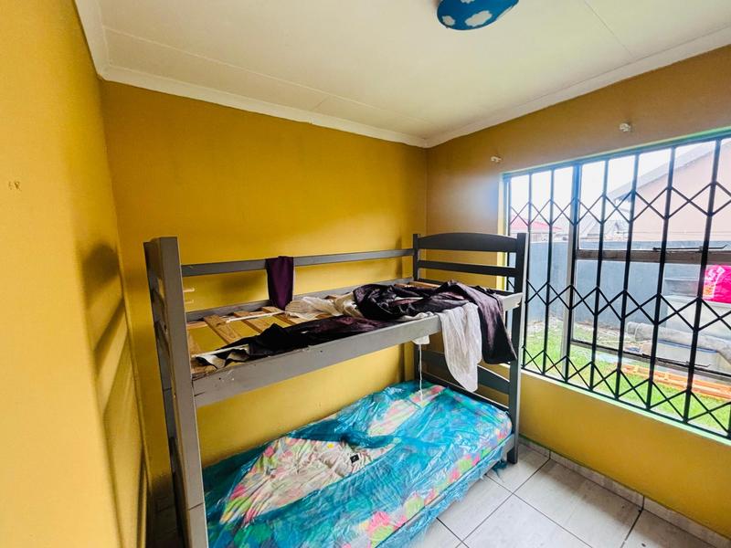 2 Bedroom Property for Sale in Fleurhof Gauteng