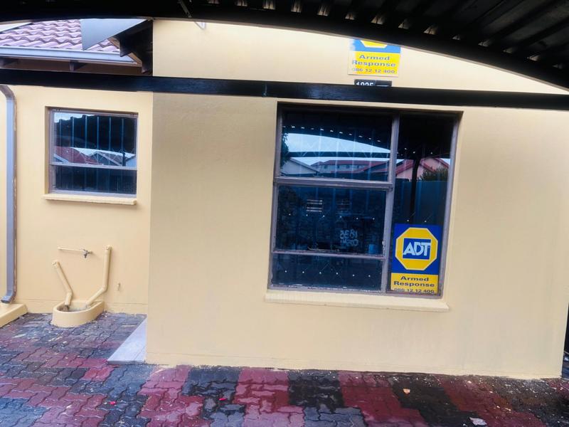 2 Bedroom Property for Sale in Fleurhof Gauteng