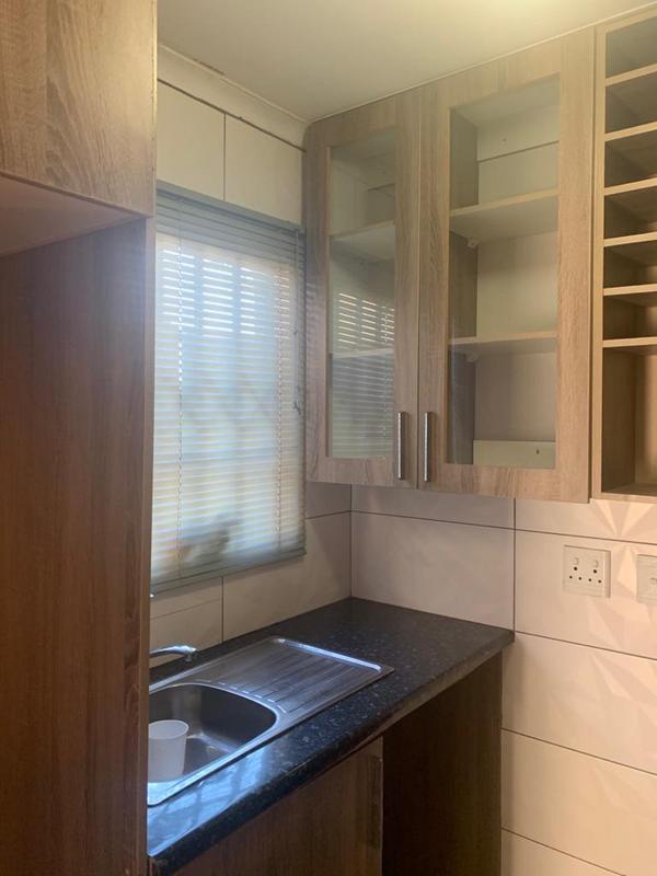 2 Bedroom Property for Sale in Fleurhof Gauteng