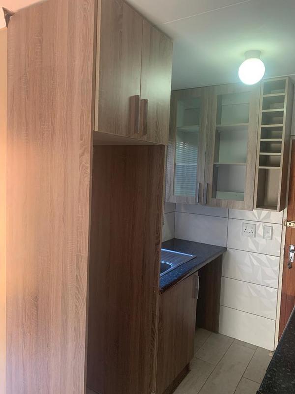 2 Bedroom Property for Sale in Fleurhof Gauteng