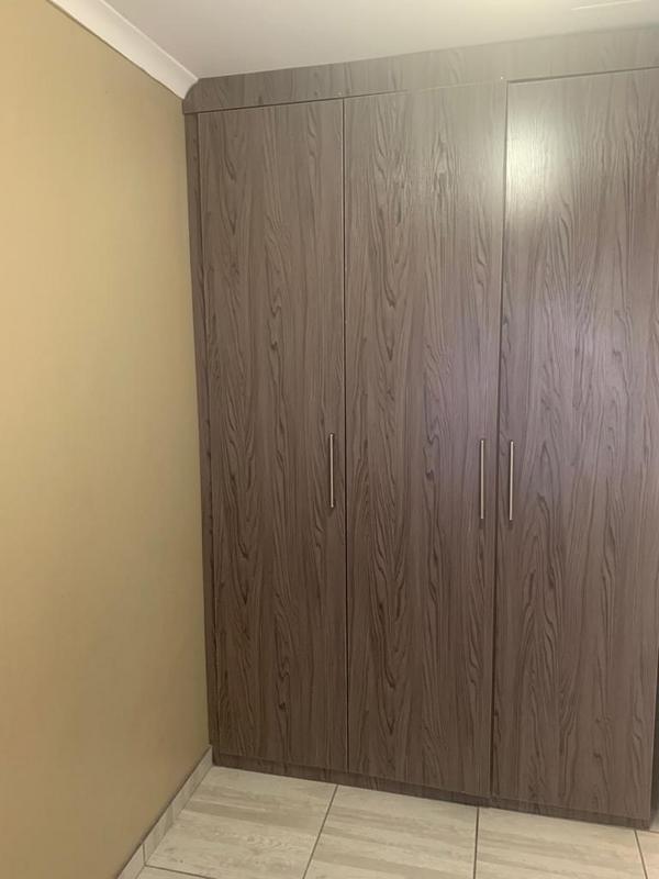 2 Bedroom Property for Sale in Fleurhof Gauteng