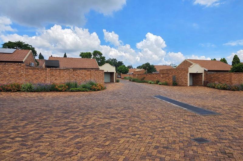 2 Bedroom Property for Sale in Elardus Park Gauteng