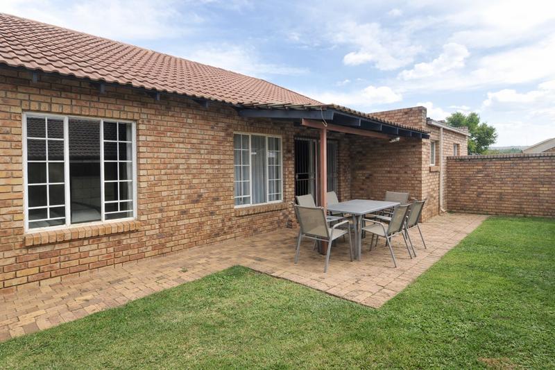 2 Bedroom Property for Sale in Elardus Park Gauteng
