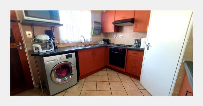 2 Bedroom Property for Sale in Elardus Park Gauteng