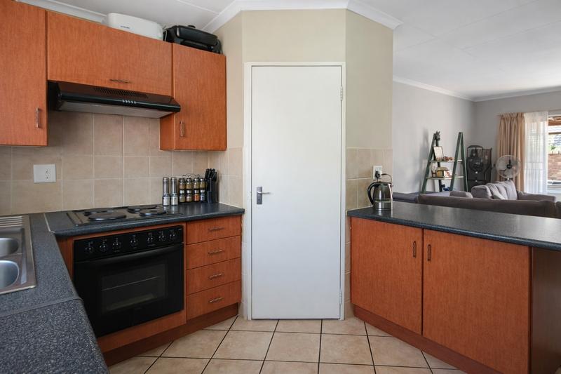 2 Bedroom Property for Sale in Elardus Park Gauteng