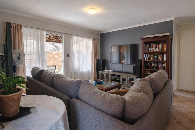 2 Bedroom Property for Sale in Elardus Park Gauteng