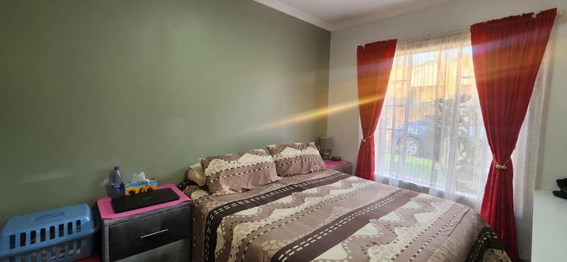 2 Bedroom Property for Sale in Elardus Park Gauteng