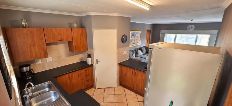 2 Bedroom Property for Sale in Elardus Park Gauteng