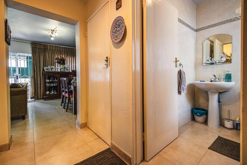 To Let 3 Bedroom Property for Rent in Bedfordview Gauteng