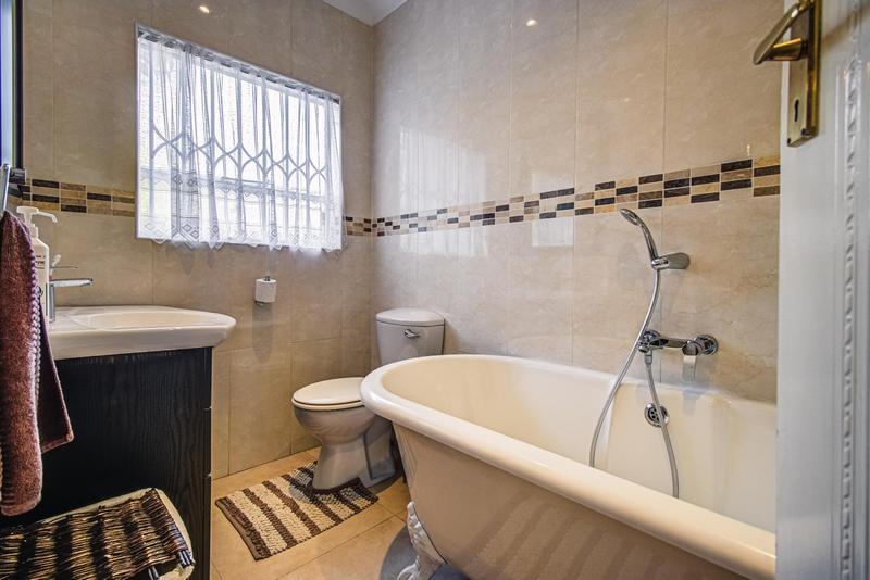 To Let 3 Bedroom Property for Rent in Bedfordview Gauteng