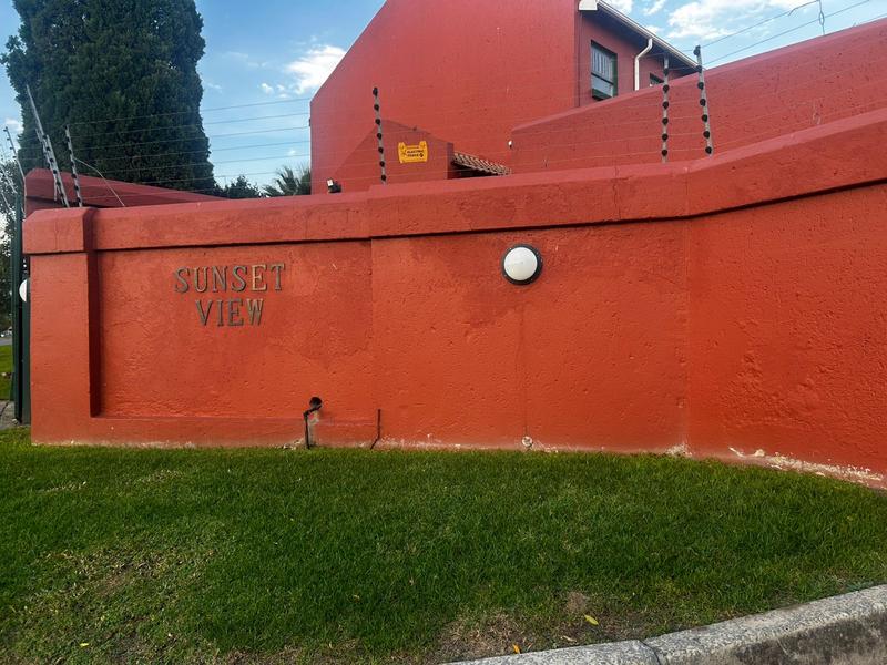 To Let 3 Bedroom Property for Rent in Vorna Valley Gauteng