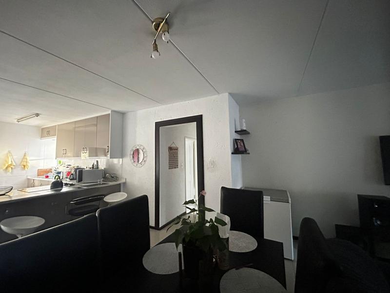 To Let 3 Bedroom Property for Rent in Vorna Valley Gauteng