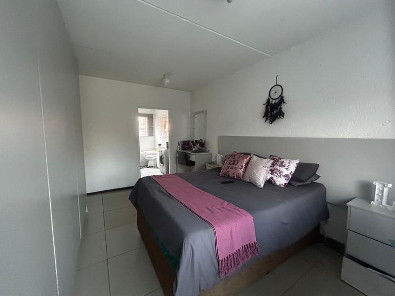 To Let 3 Bedroom Property for Rent in Vorna Valley Gauteng