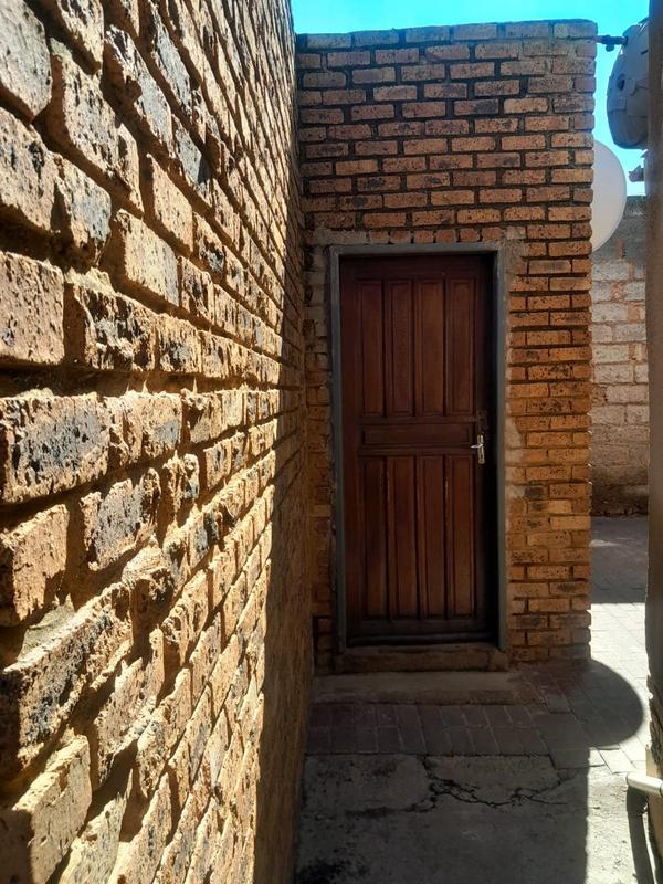 2 Bedroom Property for Sale in Meadowlands Gauteng