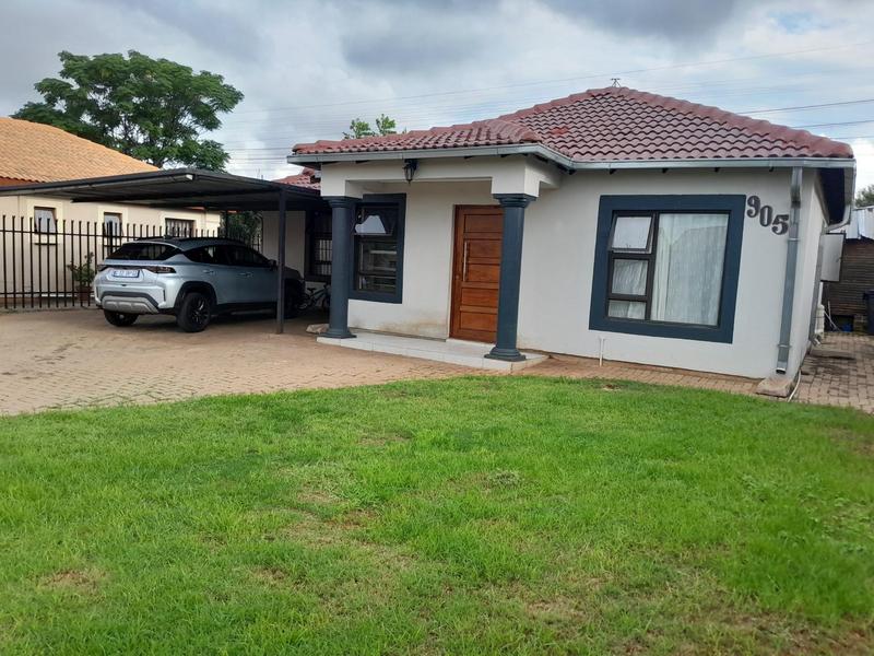 3 Bedroom Property for Sale in Rosslyn Gauteng