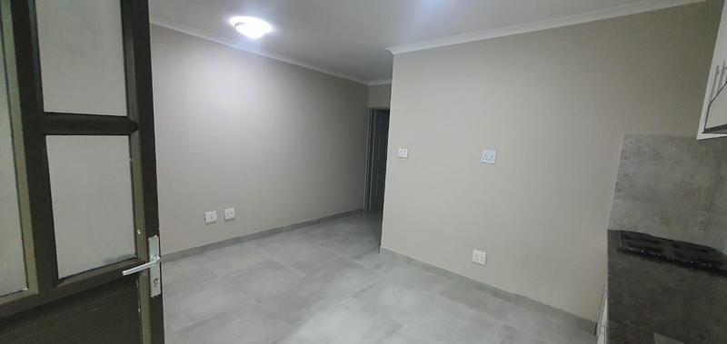 To Let 1 Bedroom Property for Rent in Birch Acres Gauteng