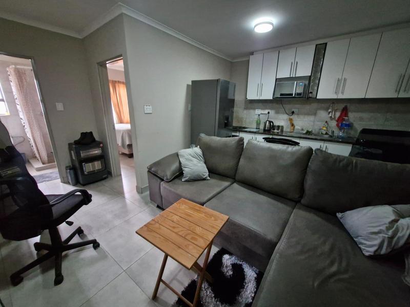 To Let 1 Bedroom Property for Rent in Birch Acres Gauteng