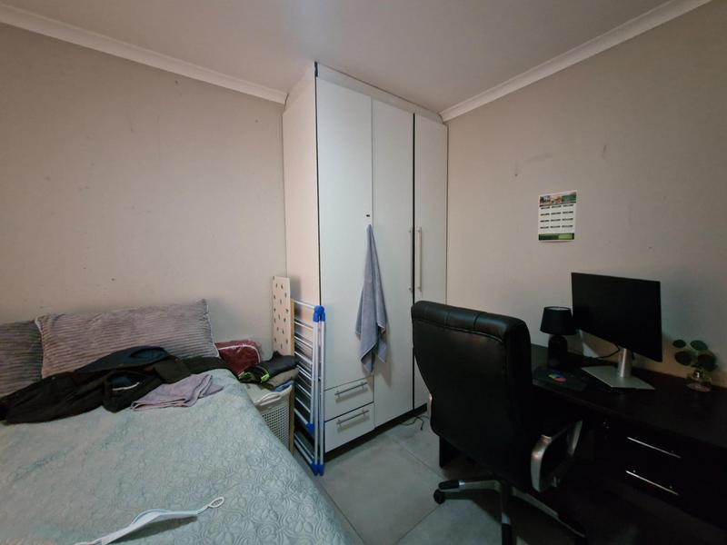 To Let 1 Bedroom Property for Rent in Birch Acres Gauteng