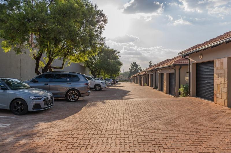 3 Bedroom Property for Sale in Bedfordview Gauteng