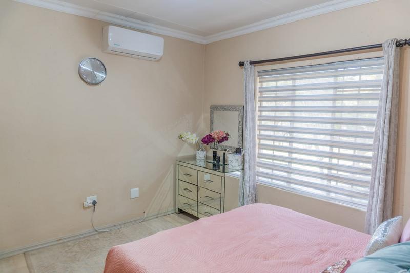 3 Bedroom Property for Sale in Bedfordview Gauteng