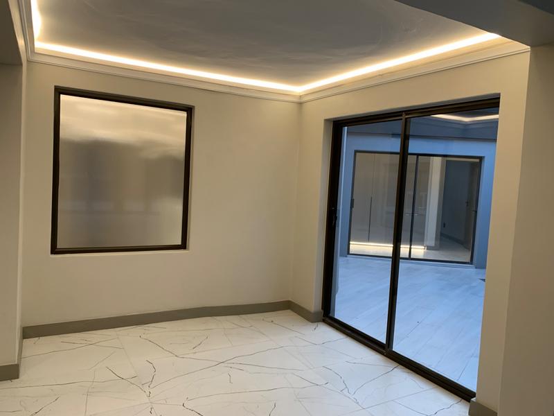 4 Bedroom Property for Sale in Waterkloof A H Gauteng