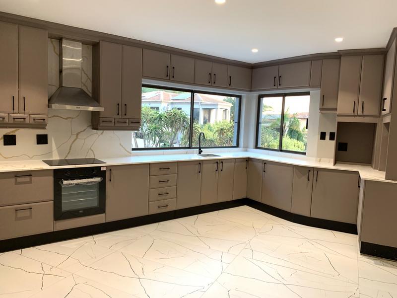 4 Bedroom Property for Sale in Waterkloof A H Gauteng