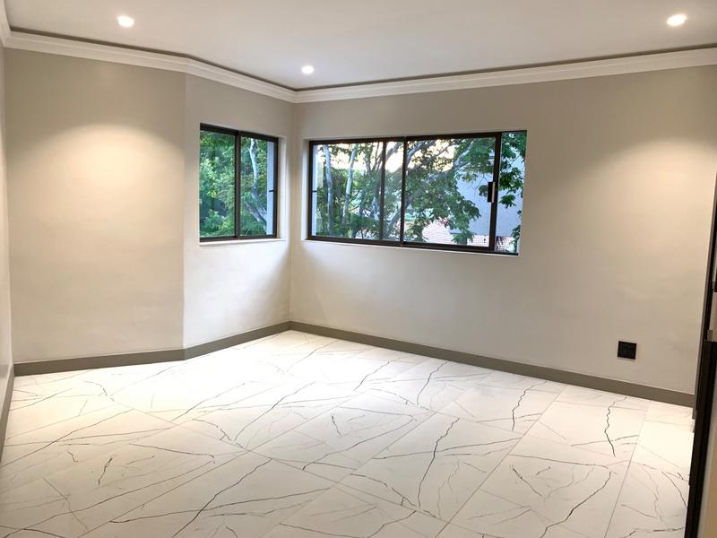 4 Bedroom Property for Sale in Waterkloof A H Gauteng