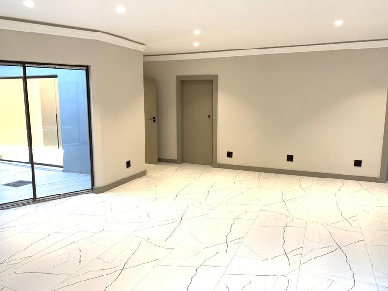 4 Bedroom Property for Sale in Waterkloof A H Gauteng