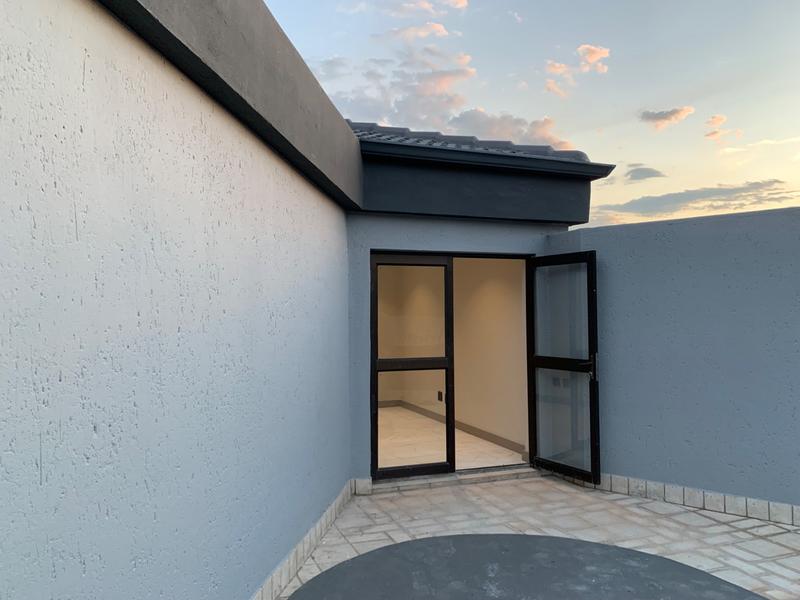 4 Bedroom Property for Sale in Waterkloof A H Gauteng