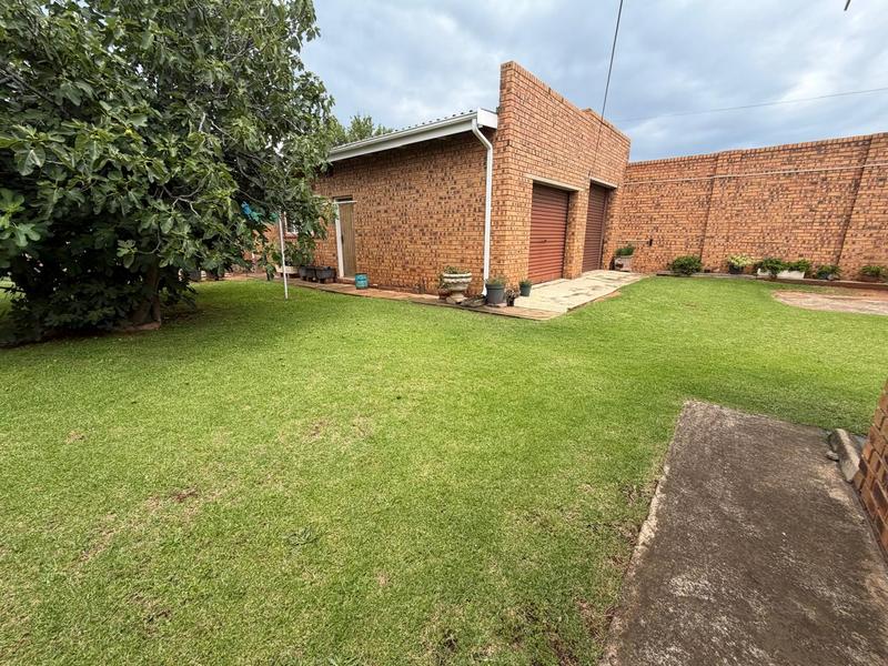3 Bedroom Property for Sale in Casseldale Gauteng