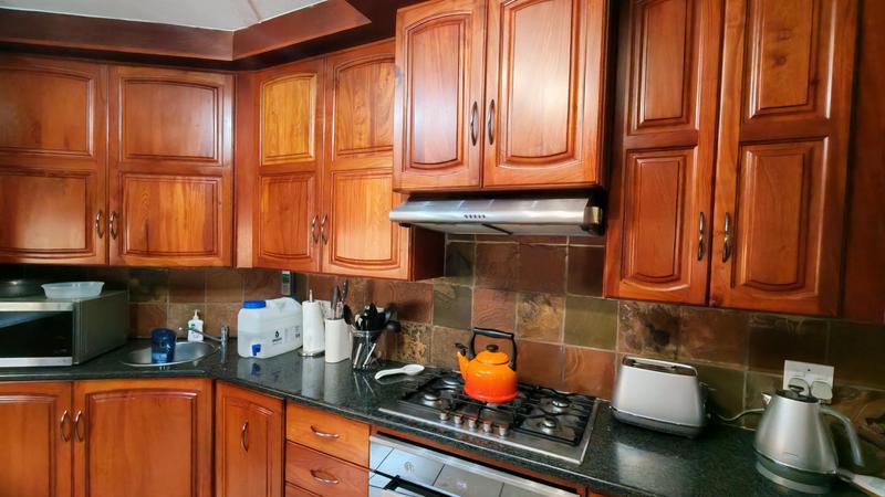 4 Bedroom Property for Sale in Eldoraigne Gauteng