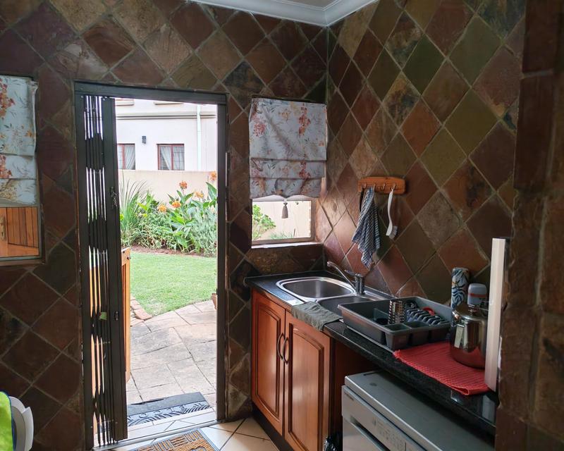 4 Bedroom Property for Sale in Eldoraigne Gauteng