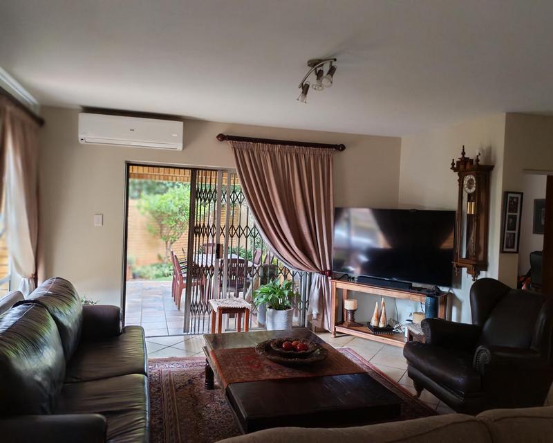4 Bedroom Property for Sale in Eldoraigne Gauteng