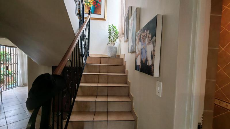 4 Bedroom Property for Sale in Eldoraigne Gauteng