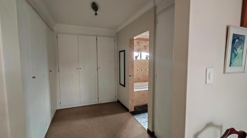 4 Bedroom Property for Sale in Eldoraigne Gauteng