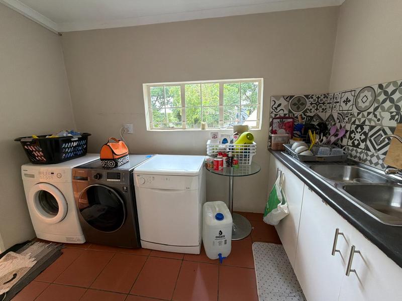 9 Bedroom Property for Sale in Chartwell Gauteng