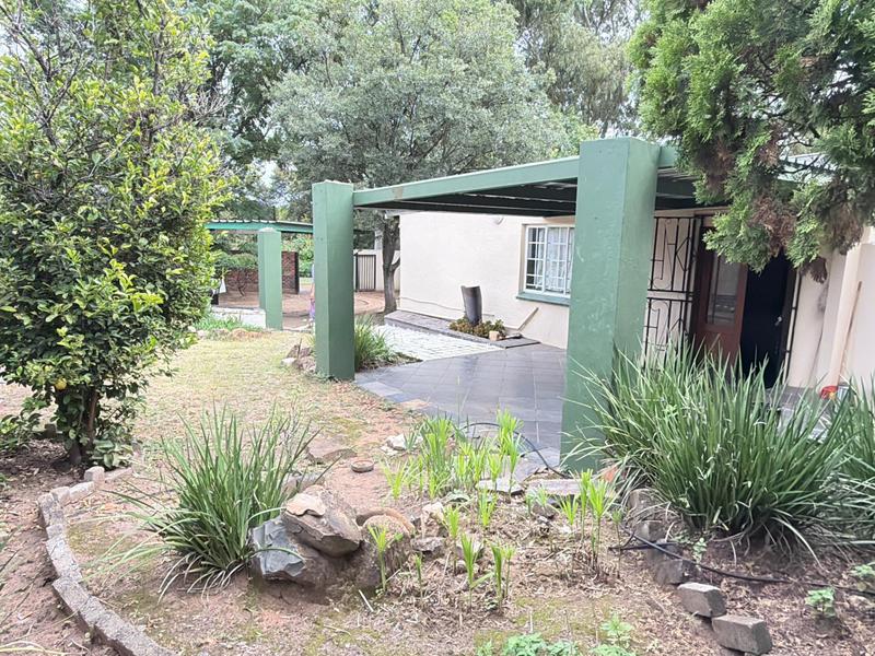9 Bedroom Property for Sale in Chartwell Gauteng