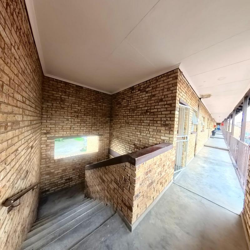 2 Bedroom Property for Sale in Kempton Park Gauteng