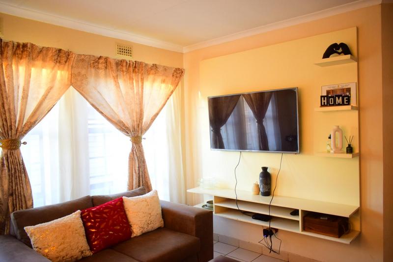 3 Bedroom Property for Sale in Clayville Gauteng